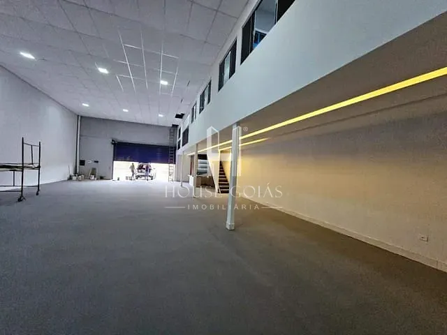Galpão / Barracão à venda, no bairro Conjunto Habitacional Madre Germana II em Goiânia