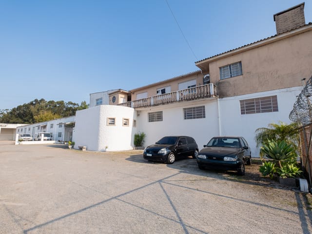 Galpão / Barracão com 6600m², à venda, no bairro Três Vendas em Pelotas