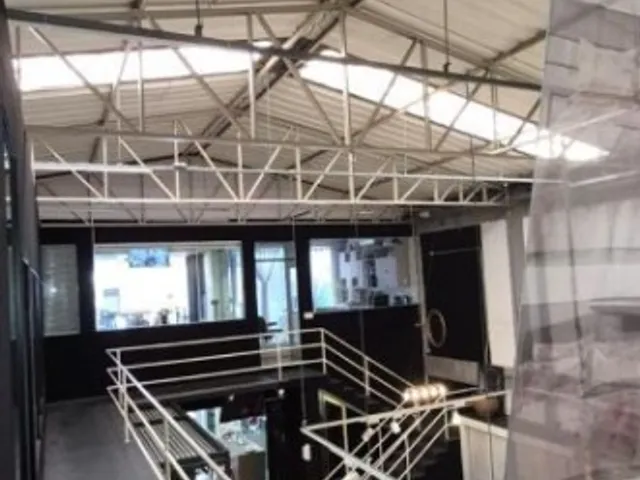 Galpão / Barracão com 440m², à venda, no bairro Vila Valparaíso em Santo André