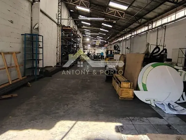 Galpão / Barracão com 500m², à venda, no bairro Vila São João em Guarulhos