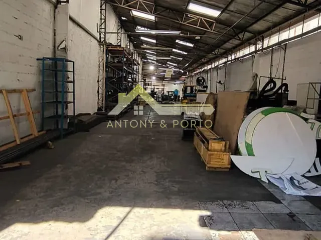 Galpão / Barracão com 500m², à venda, no bairro Vila São João em Guarulhos