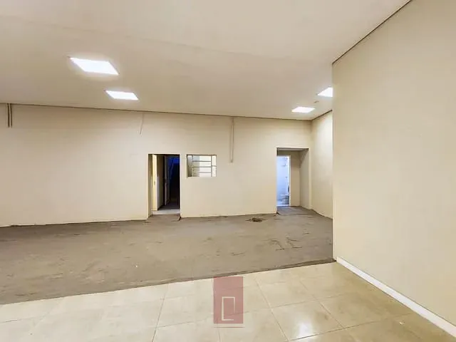 Galpão / Barracão com 360m², para alugar, no bairro Cambuci em São Paulo