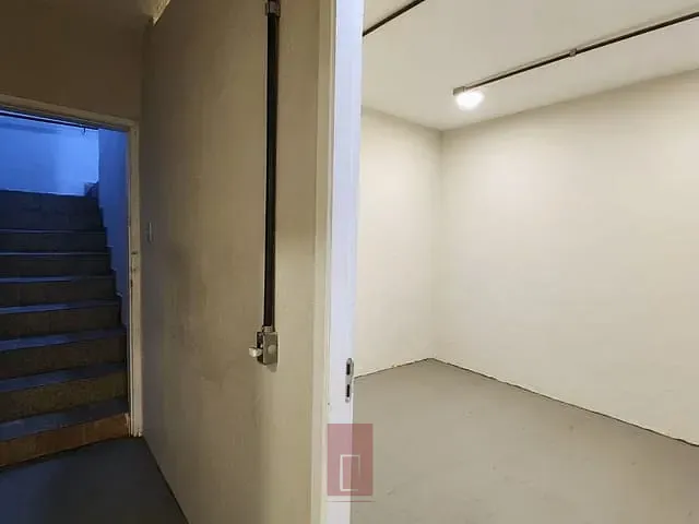 Galpão / Barracão com 360m², para alugar, no bairro Cambuci em São Paulo