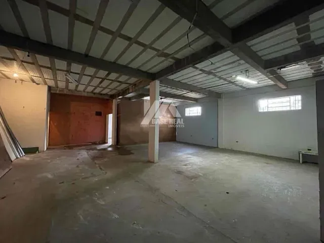 Galpão / Barracão com 5000m², para alugar, no bairro Colônia Dona Luíza em Ponta Grossa