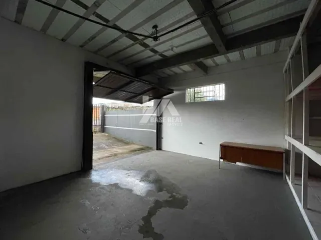 Galpão / Barracão com 5000m², para alugar, no bairro Colônia Dona Luíza em Ponta Grossa