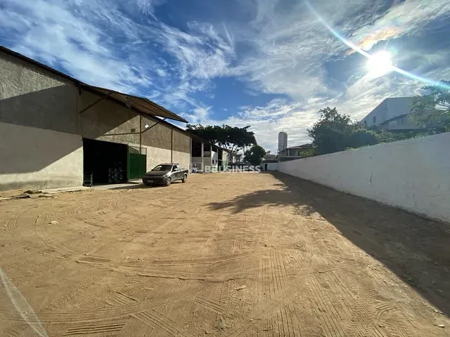Galpão / Barracão com 3000m², à venda, no bairro Parque Turf Club em Campos dos Goytacazes