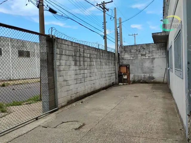 Galpão / Barracão com 400m², para alugar, no bairro Jardim São Judas Tadeu (Nova Veneza) em Sumaré