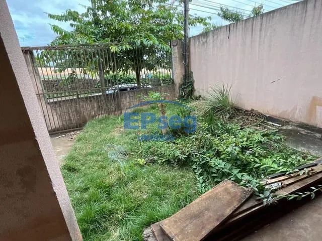 Galpão / Barracão com 311m², à venda, no bairro Jardim Tropical em Londrina