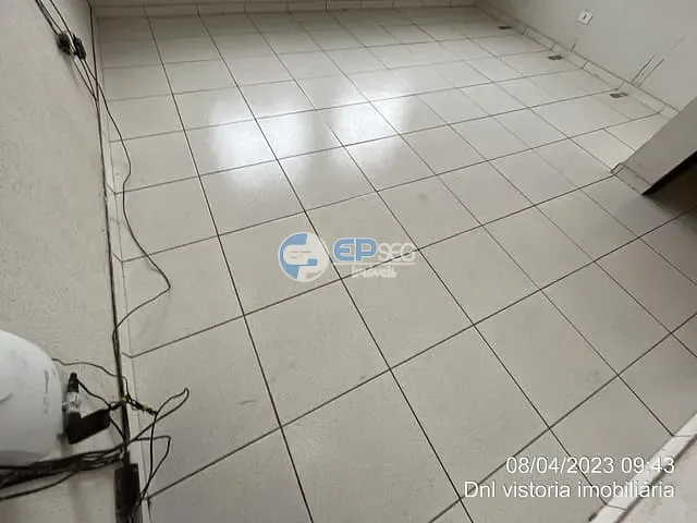 Galpão / Barracão com 311m², à venda, no bairro Jardim Tropical em Londrina