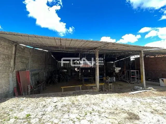 Galpão / Barracão com 1372m², para alugar, no bairro Ficam em Camaçari