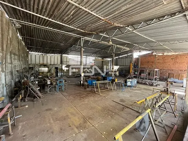Galpão / Barracão com 1372m², para alugar, no bairro Ficam em Camaçari