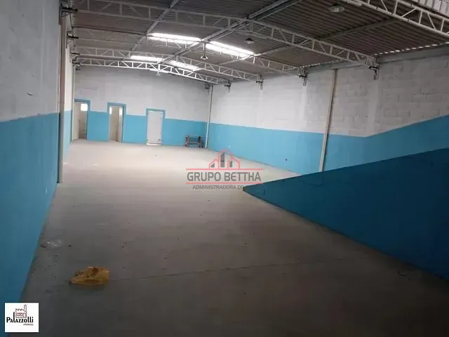 Galpão / Barracão com 300m², à venda ou para alugar, no bairro Parque Suburbano em Itapevi
