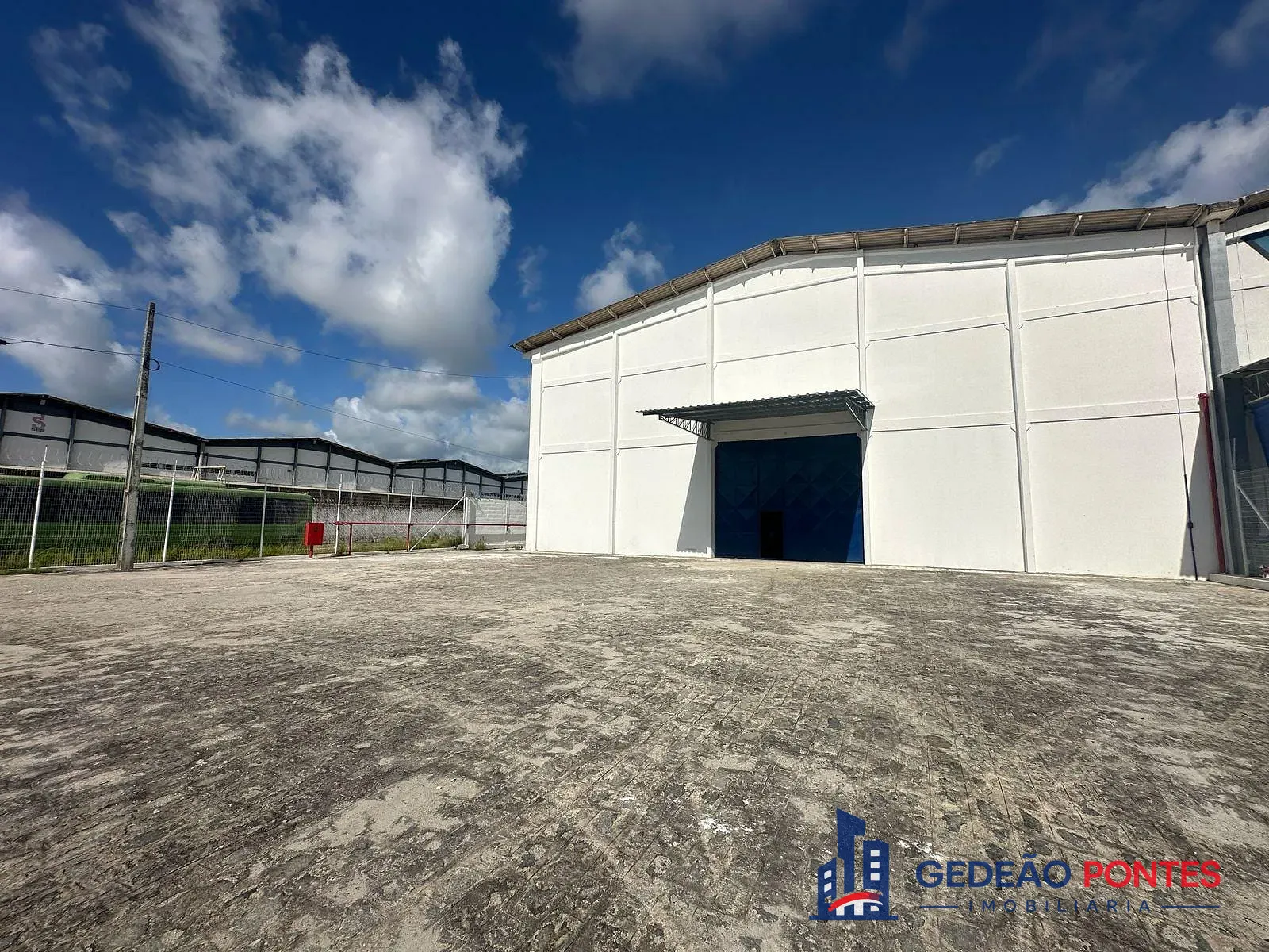 Depósito-Galpão, 10145 m² - Foto 1