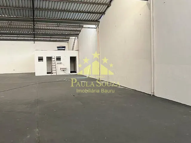 Galpão / Barracão com 968m², para alugar, no bairro Centro em Bauru
