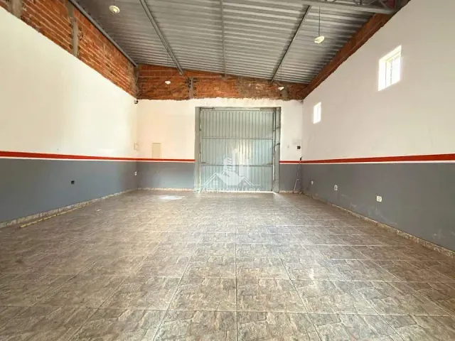 Galpão / Barracão à venda, no bairro Jardim Marajoara em Pederneiras