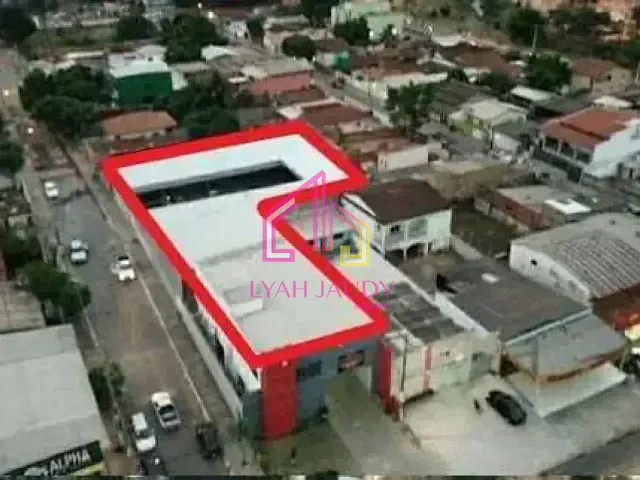 Galpão / Barracão com 1200m², à venda, no bairro Bosque da Saúde em Cuiabá