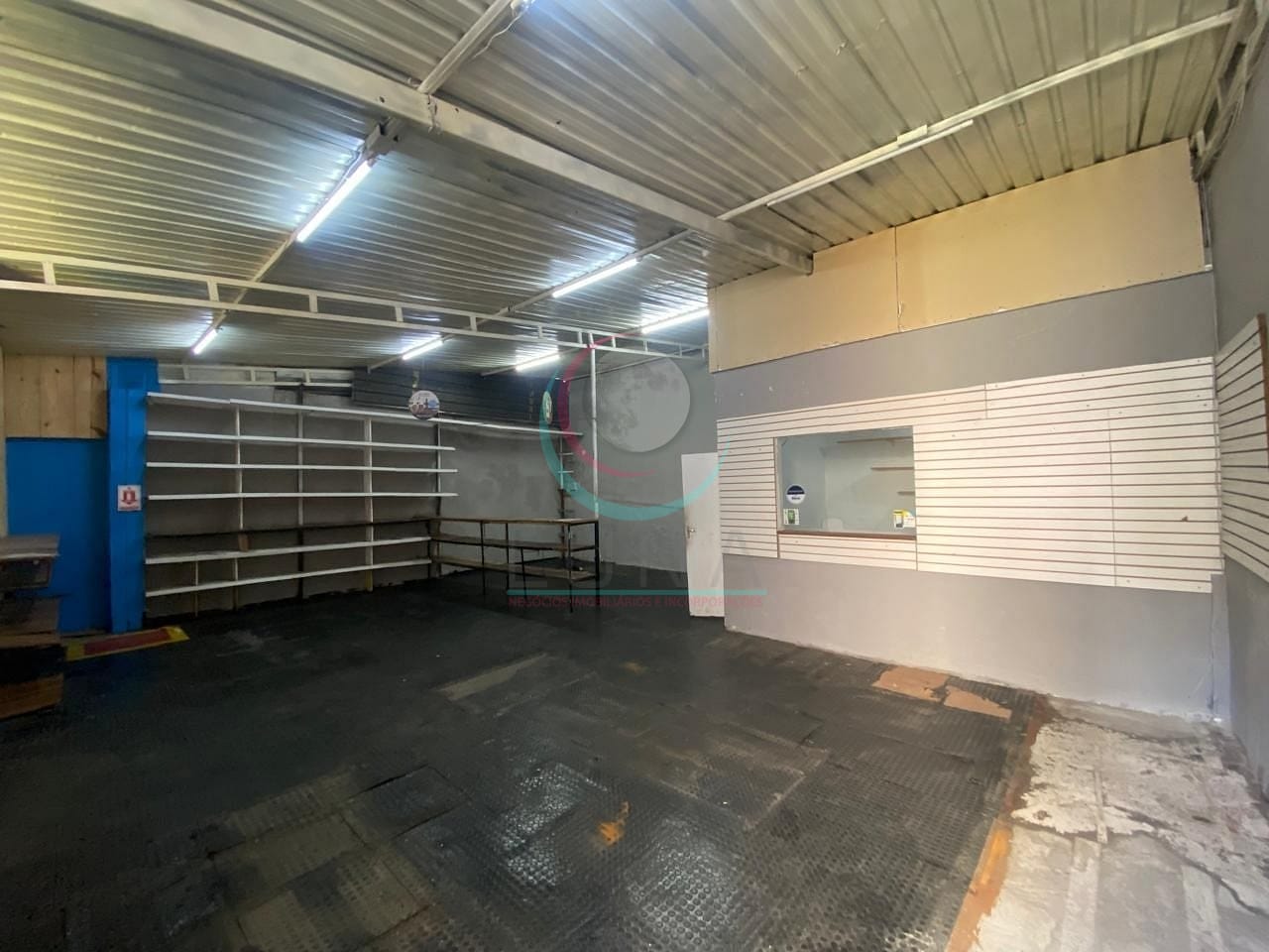 Depósito-Galpão-Armazém à venda, 422m² - Foto 11
