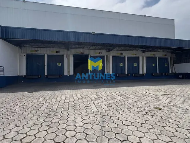 Galpão / Barracão com 4351m², para alugar, no bairro Prazeres em Jaboatão dos Guararapes