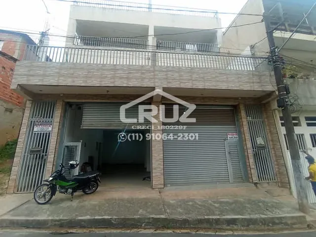Galpão / Barracão com 111m², para alugar, no bairro Serpa em Caieiras