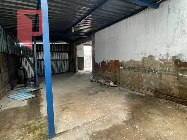 Galpão / Barracão para alugar, no bairro Caiçaras em Belo Horizonte
