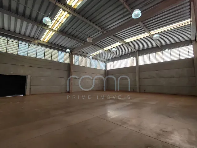 Galpão / Barracão com 1020m², para alugar, no bairro Jardim Maracanã em São José do Rio Preto