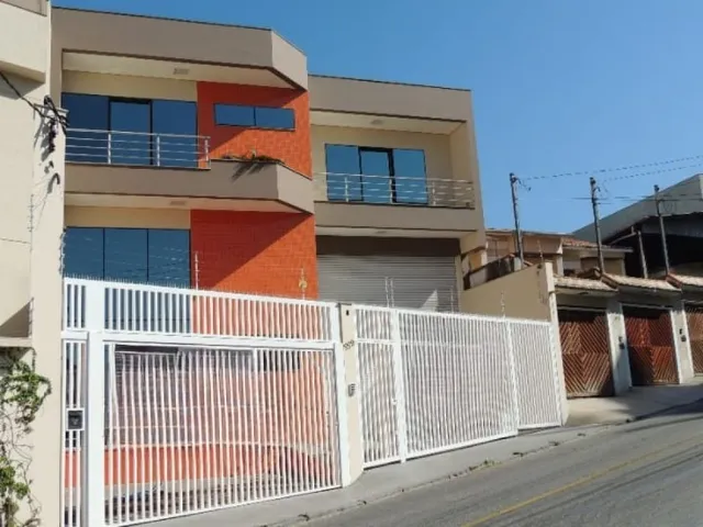 Galpão / Barracão com 438m², à venda, no bairro Jardim Stella em Santo André