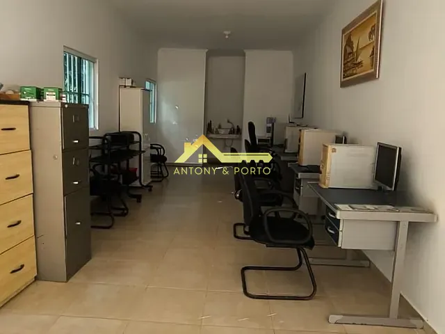 Galpão / Barracão com 2500m², à venda, no bairro Rio Abaixo em Itaquaquecetuba