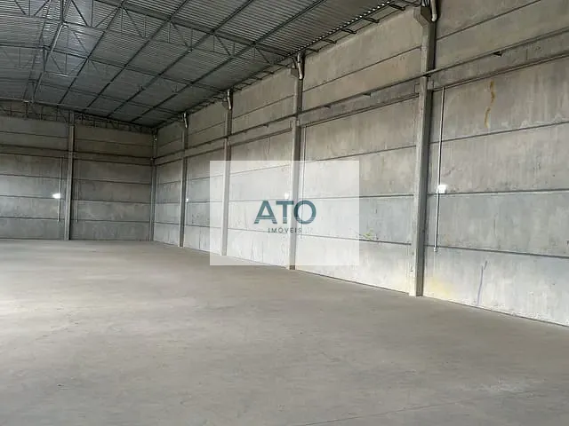 Galpão / Barracão para alugar, no bairro areão em Canelinha