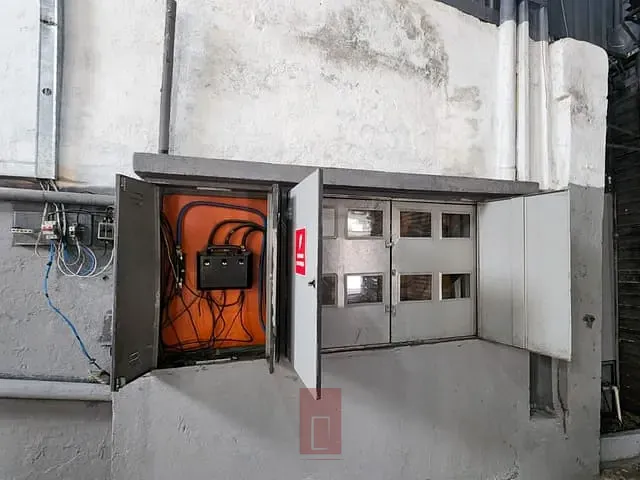 Galpão / Barracão com 250m², para alugar, no bairro Parque Peruche em São Paulo