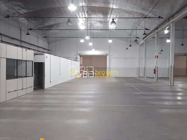 Galpão / Barracão com 2367m², para alugar, no bairro Jardim Humaitá em São Paulo