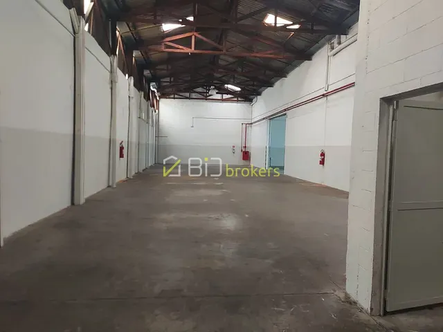 Galpão / Barracão com 2367m², para alugar, no bairro Jardim Humaitá em São Paulo