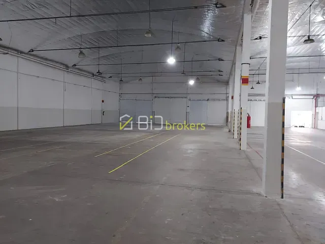 Galpão / Barracão com 2367m², para alugar, no bairro Jardim Humaitá em São Paulo