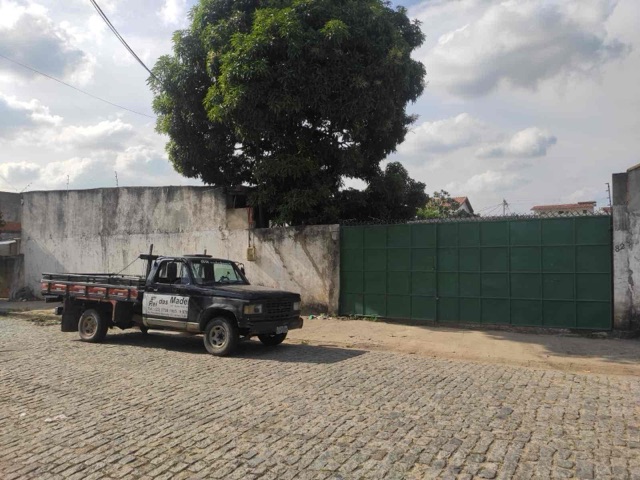 Galpão / Barracão com 113752m², à venda, no bairro Parque Jóquei Club em Campos dos Goytacazes