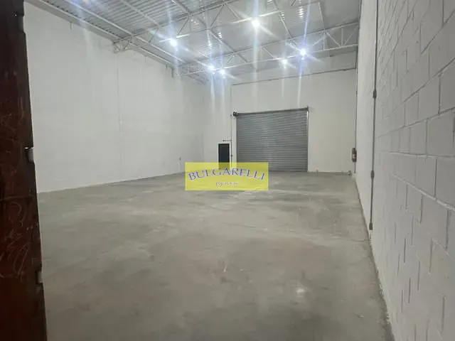 Galpão / Barracão com 500m², à venda, no bairro Parque Residencial Jundiaí em Jundiaí