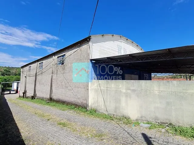 Galpão / Barracão com 450m², para alugar, no bairro Vila São Pedro em São José dos Campos