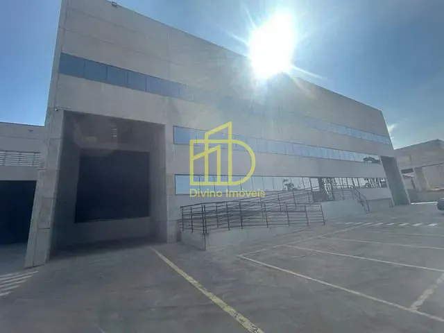 Galpão / Barracão com 3633m², para alugar, no bairro Éden em Sorocaba