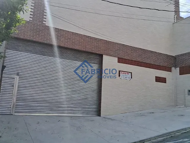 Galpão / Barracão com 220m², para alugar, no bairro Jardim Florência em Vinhedo