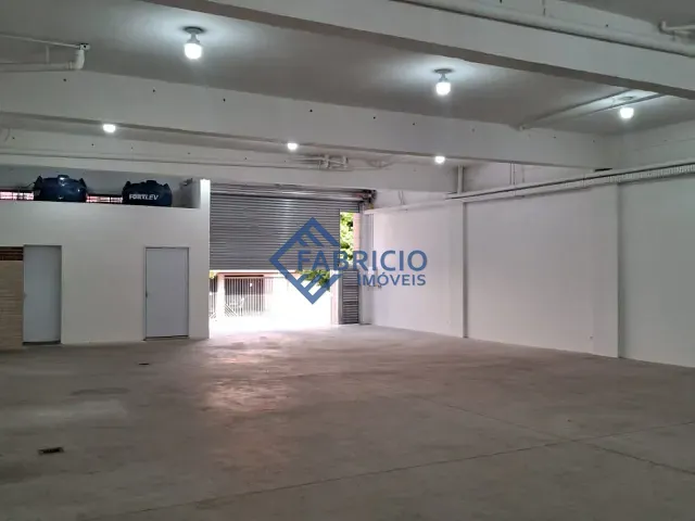 Galpão / Barracão com 220m², para alugar, no bairro Jardim Florência em Vinhedo