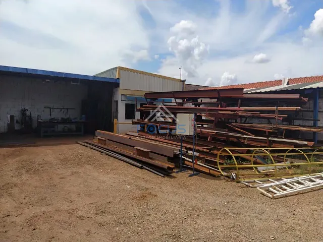 Galpão / Barracão com 712m², à venda, no bairro Bairro do Poste em Jundiaí