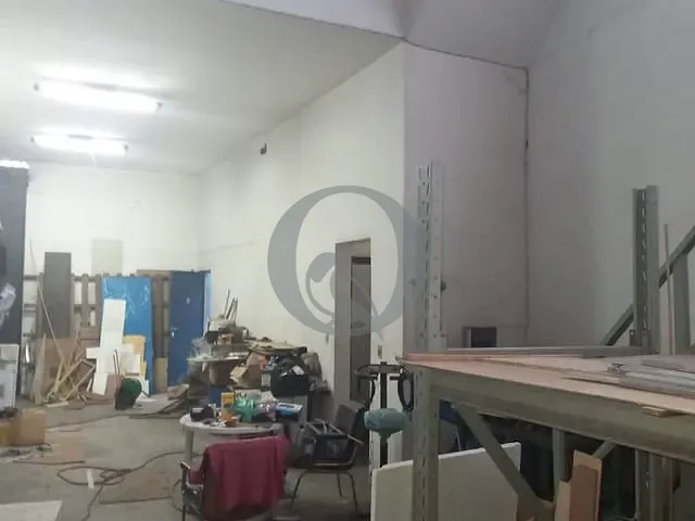 Galpão / Barracão à venda, no bairro Vila Nova York em São Paulo