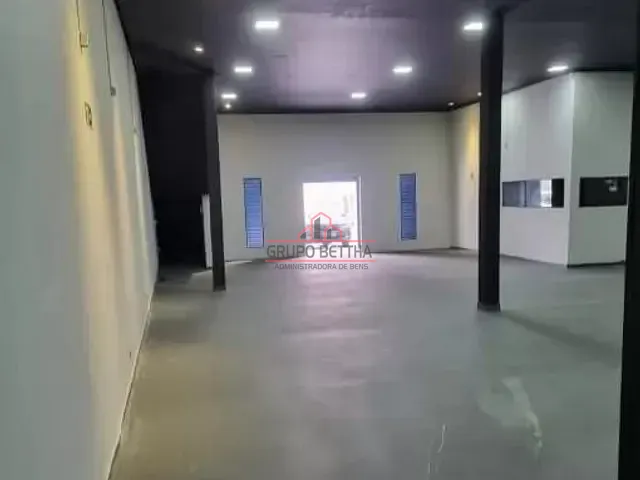 Galpão / Barracão com 400m², para alugar, no bairro Jardim Iracema/Aldeia em Barueri