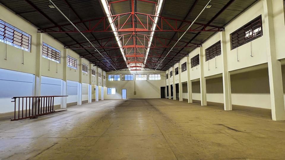 Depósito-Galpão, 1000 m² - Foto 2