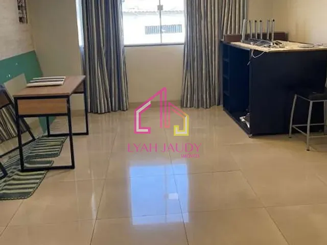 Galpão / Barracão com 1200m², para alugar, no bairro Bosque da Saúde II em Cuiabá