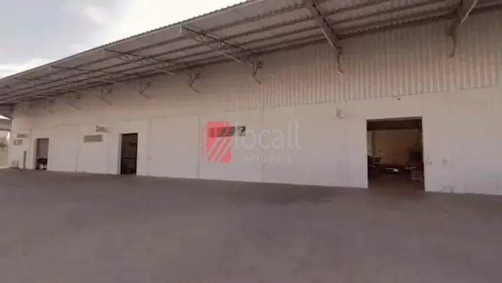 Galpão / Depósito / Armazém  à venda e aluguel, 3000m² — foto 2 de 11