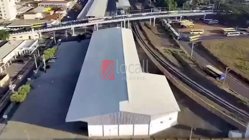 Galpão / Depósito / Armazém  à venda e aluguel, 3000m² — foto 8 de 11