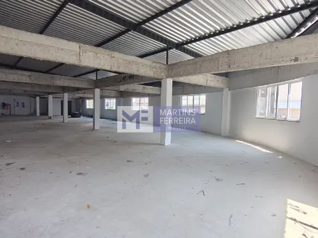 Galpão / Barracão com 649m², para alugar, no bairro Recreio dos Bandeirantes em Rio de Janeiro