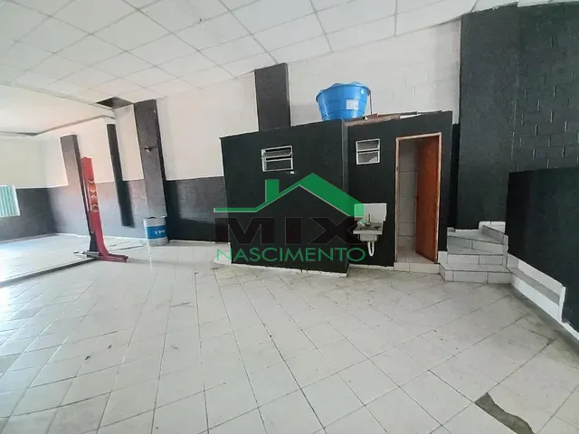 Galpão / Barracão com 500m², à venda ou para alugar, no bairro Taboão em Diadema