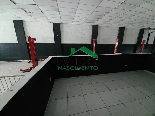 Galpão / Barracão com 500m², à venda ou para alugar, no bairro Taboão em Diadema