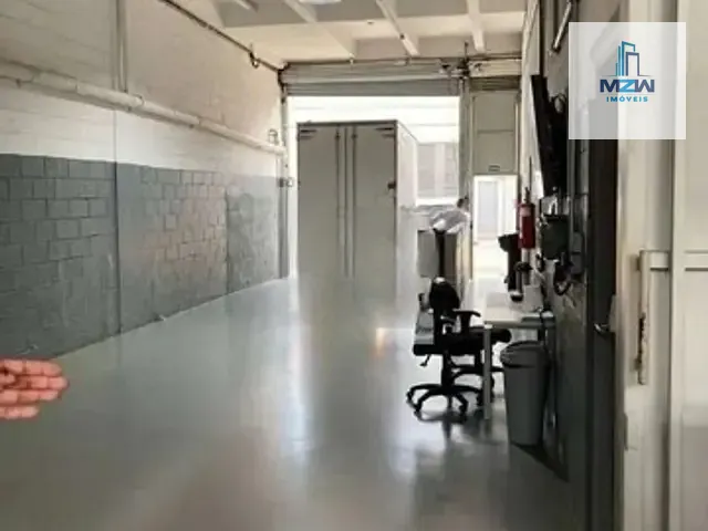 Galpão / Barracão à venda, no bairro Luz em São Paulo