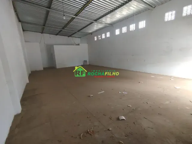 Galpão / Barracão com 136m², para alugar, no bairro Esplanada em Teresina